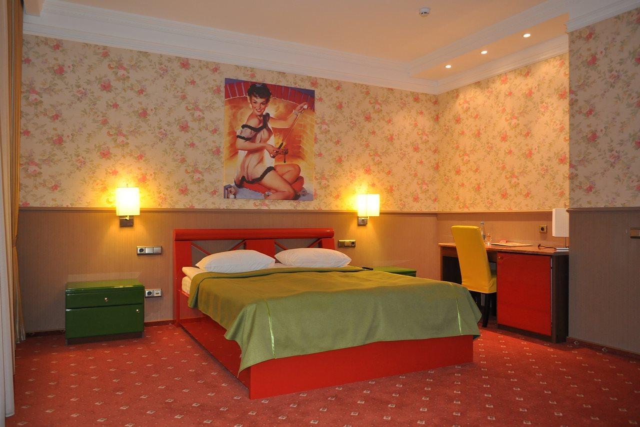 Road Star Hotel Dnipro Exterior photo
