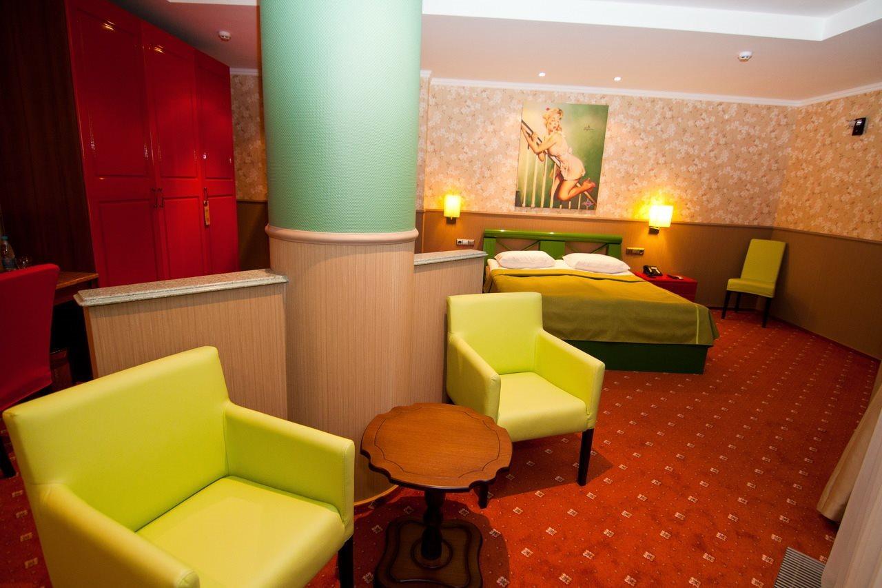 Road Star Hotel Dnipro Exterior photo
